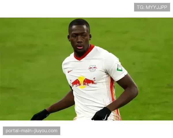 斯洛特战术思路：全能球员如麦卡里斯特及年轻中卫科纳泰成为关键角色